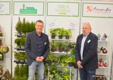 Ronald Lamers and Cees Bronkhorst with SierteeltSales presenting the products of the many growers they assist with in their sales. One of them is Sentinel, which presented the Tricolore, a new combination of scindapsus produced in one pot.